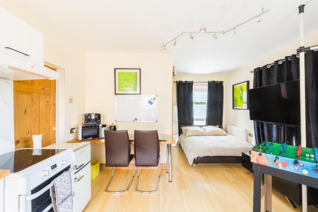Umbrella Properties Private Apartment Birmingham Exteriör bild